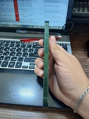 green hıll: IPhone 13, Alpine Green — 6