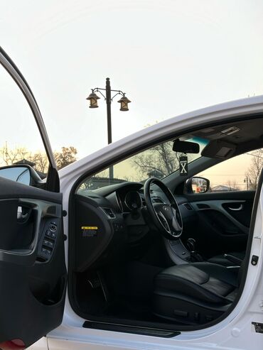 Hyundai: Hyundai Avante: 2017 г., 1.6 л, Автомат, Бензин, Седан — 14