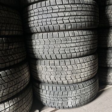 Шины: Шины 215 / 65 / R 16, Зима, Б/у, Комплект, Легковые, Япония, Dunlop