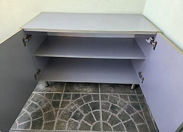 Ormari: 2 Siva dvokrilna ormana sa policama - Materijal: pločasti materijal — 8