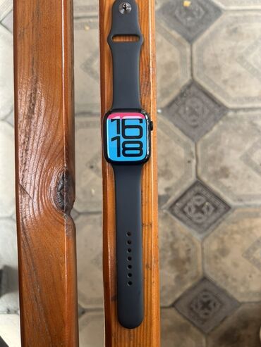 Apple Watch: Apple Watch 7/45 мм Аккумулятор - 85% Есть коробка/документ Состояние