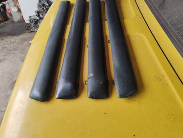 Auto delovi: Lajsne tapacirunga vrata Lada 2103,2106. Polovno, ocuvano. Skinuto sa — 3