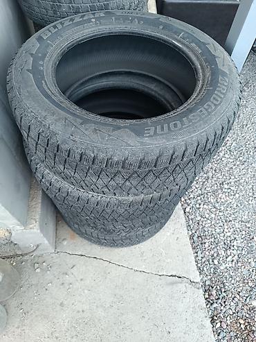 Шины 225 / 65 / R 17, Зима, Б/у, Комплект, Легковые, Япония, Bridgestone