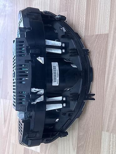 mercedes panel: Mersedes w211 w 212 piriboru km ile işlək vəziyyətdədir təcili satılır — 1