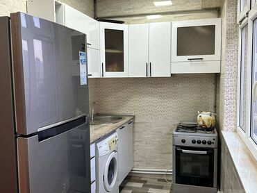 Mənzil kirayələyirəm: 3 otaqlı, 85 kv. m — 9