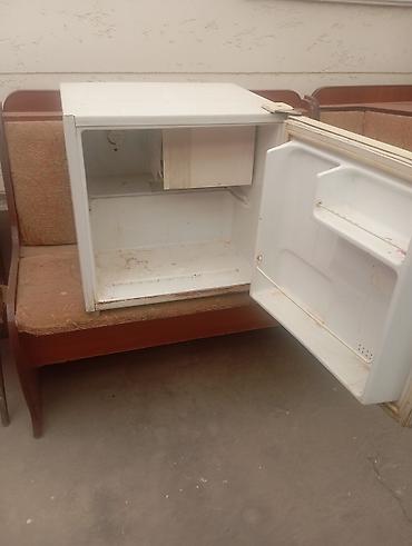 mini 12: Холодильник Б/у, Минихолодильник — 1