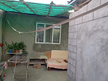 дом по советской: Полдома, 80 м², 7 комнат, Собственник, Старый ремонт