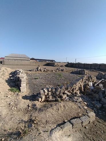 qum torbasi satisi: Torpaq satlır 
4 sot 12500
3000 daşı var içinde 
051 376 55 59 — 6