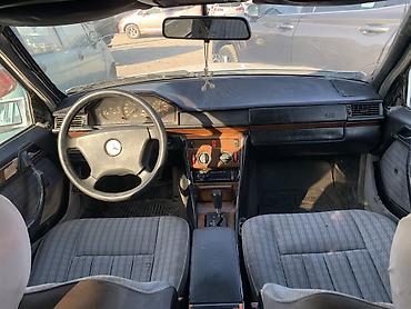 merc 124: Mercedes-Benz W124: 1991 г., 2.6 л, Автомат, Бензин, Седан — 4