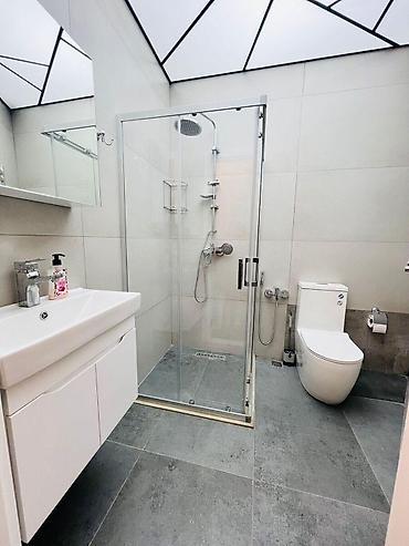 Yeni tikili: Satılır 3 otaqlı yeni tikili 75 m², İnşaatçılar m. Kateqoriya Yeni — 13