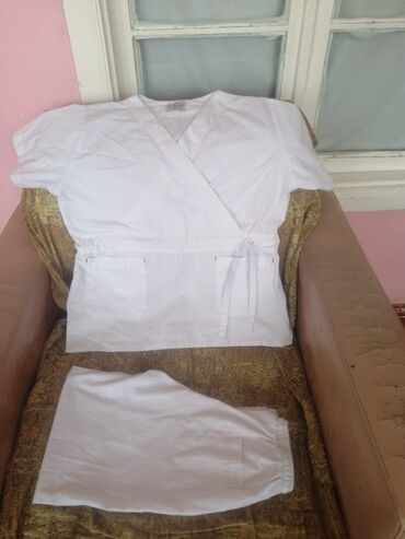 Tibbi geyim: Salam aleykum kişi ve Qadin ücün Pover geyimleri satiram razmerler — 13