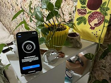 Apple iPhone: IPhone Xr, 128 GB, Sarı, Face ID — 4