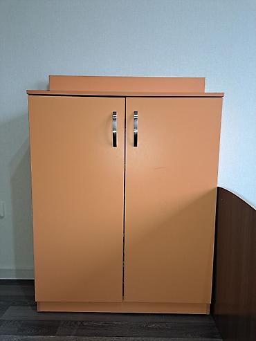 standing mirror: Компактный шкаф-комод с распашными дверцами-2 шт. Цена за два шкафа — 3