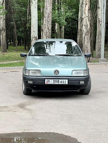 эска 8: Volkswagen Passat: 1988 г., 1.8 л, Механика, Бензин, Седан — 2