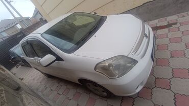 Toyota: Toyota Raum: 2005 г., 1.5 л, Автомат, Бензин