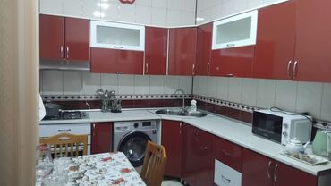 kombi radiatorlari islenmis: Metbex mebeli 280₼ təcili satılır ölçüsü 230*300 deffekti yoxdu
