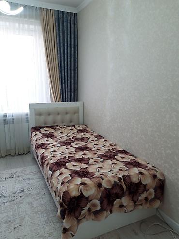 Продажа коттеджей и домов: 🏡✨ ПРОДАЁТСЯ УЮТНЫЙ ДОМ! ✨🏡 📍 Район: АК ОРДО 2 🛏️ Комнаты: 4 📐 — 5