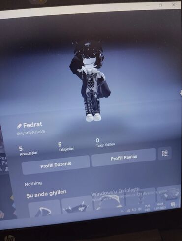 Roblox hesabidir/hesab tecili pul lazim olduguna gore bu qiymete