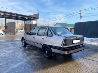 Daewoo: Daewoo : 1994 г., 1.5 л, Механика, Бензин, Седан