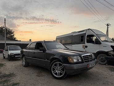 bwb e34: Mercedes-Benz W124: 1993 г., 2.2 л, Механика, Бензин, Седан — 3