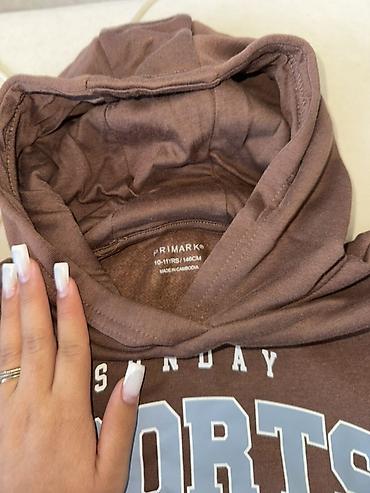 zara рубашки: Все вещи новые из Англии 
1)3000
2)2000
3)1000
4)2500
5)1000 — 4