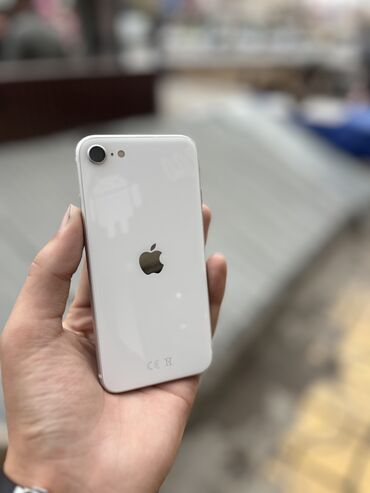 Apple iPhone: IPhone SE 2022, 64 GB, Ağ, Barmaq izi, Simsiz şarj