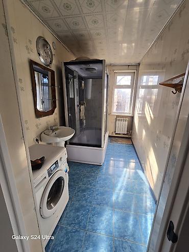 Продажа коттеджей и домов: Ала тоо 1 — 9