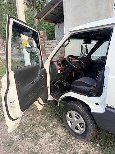 Жеңил жүк ташуучу унаа, Hyundai, Стандарт, 3 т, Колдонулган — 7