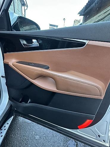 Kia: Kia Sorento: 2018 г., 2.2 л, Автомат, Дизель, Кроссовер at lalafo.kg — 12 Kia: Kia Sorento: 2018 г., 2.2 л, Автомат, Дизель, Кроссовер — 12