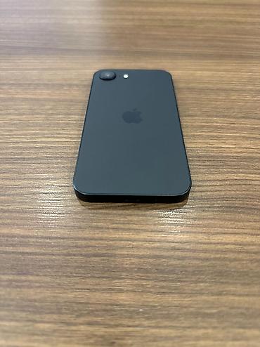 internet data: IPhone 16e, 128 GB, Qara, Simsiz şarj, Face ID — 1