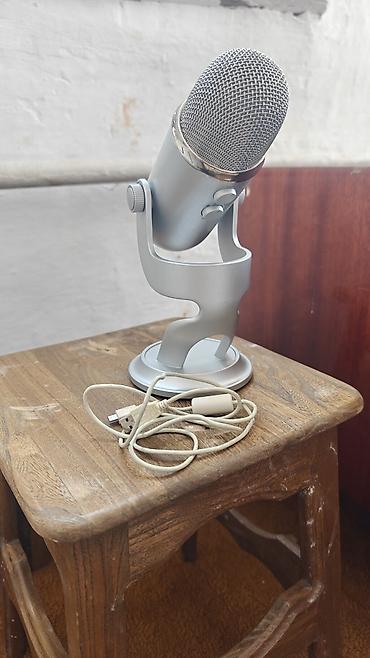 Микрофондор: USB-микрофон настольный, серебристый, с тяжелой металлической — 4
