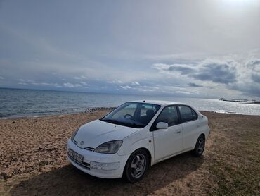 авто в рассрочку лизинг: Toyota Prius: 1999 г., 1.5 л, Робот, Гибрид, Седан