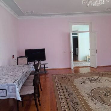 Günlük kirayə evlər: 250 kv. m, 5 otaqlı, Su, Kanalizasiya, Artezian quyusu -da lalafo.az — 14 Günlük kirayə evlər: 250 kv. m, 5 otaqlı, Su, Kanalizasiya, Artezian quyusu — 14