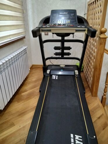 Boks kisələri: VisionFit markalı qaçış zolağı, evdə və ya kiçik idman zallarında