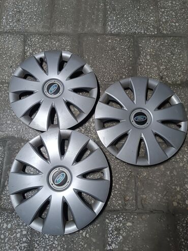 колпачки на субару: Капкактар R 16