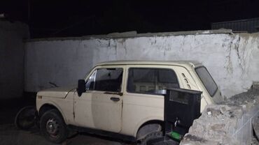 субару импреща: ВАЗ (ЛАДА) 4x4 Niva: 1986 г., Механика, Жол тандабас