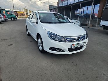 электро машине: BYD E5: 2019 г., Автомат, Электромобиль, Седан — 5