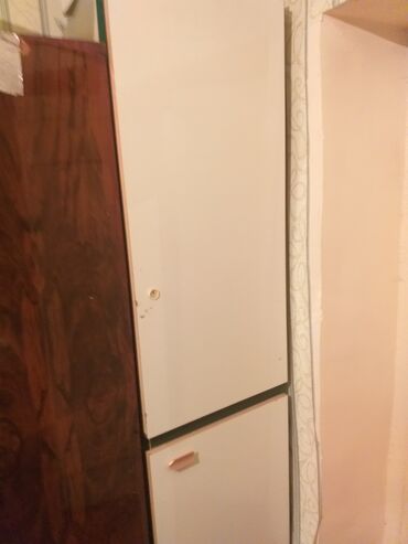 ağ dolab: Açılan, 2 qapılı Düz dolab, Qarderob, paltar dolabı