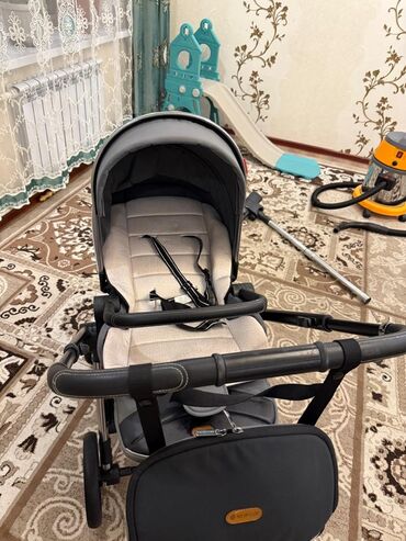 прогулочная коляска peg perego: Коляска, цвет - Серебристый