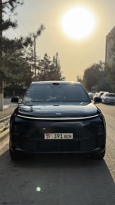 byd e6: Lixiang L6: 2025 г., 1.5 л, Автомат, Гибрид, Кроссовер — 2