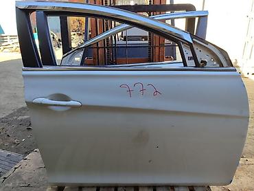 Дверь Hyundai Sonata YF 2 перед. прав. (б/у)