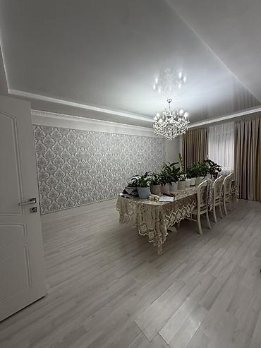 Продажа коттеджей и домов: 6 комнат и более, 190 м², 5 соток, Бишкек, Собственник — 17