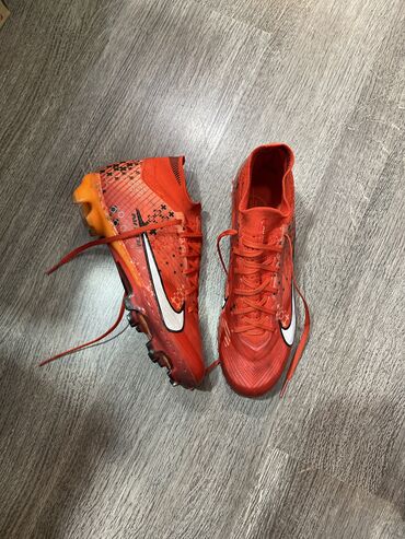 krasofkalar nike: Nike air zoom 39 razmerdir az islenmisdir kenarlari tikilibdir dozumlu