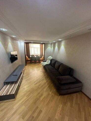 Uzunmüddətli kirayə mənzillər: Sumqayıt şəhəri,12 nömrəli məktəbin və M.Hüseynzadə adına stadionun — 13