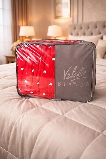 parça qiymətləri: Yeni yüksək keyfiyyətli Valentino yorğanlar Tərkibi: sintifon — 1