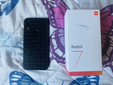 Xiaomi: Продаю телефон 
Редми 7 
В отличном состоянии 
Все родное