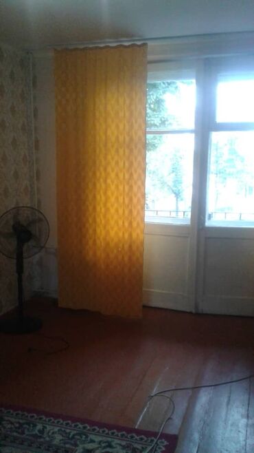 квартира чуй в Кыргызстан | Долгосрочная аренда квартир: 1 комната, 28 м², Проект Хрущевка, 3 этаж, Центральное отопление