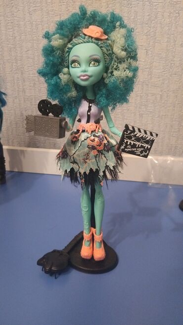 monster qiymeti: Monster High Honey Swamp