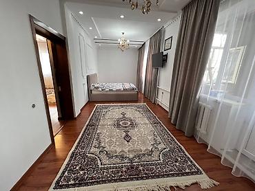 Продажа коттеджей и домов: Продаётся дом 	•	Площадь: ~220 м² 	•	Участок: 5 соток 	•	2 этажа — 23