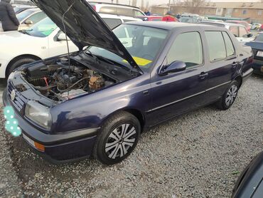 фолстваген венто: Volkswagen Vento: 1994 г., 1.8 л, Механика, Бензин, Седан